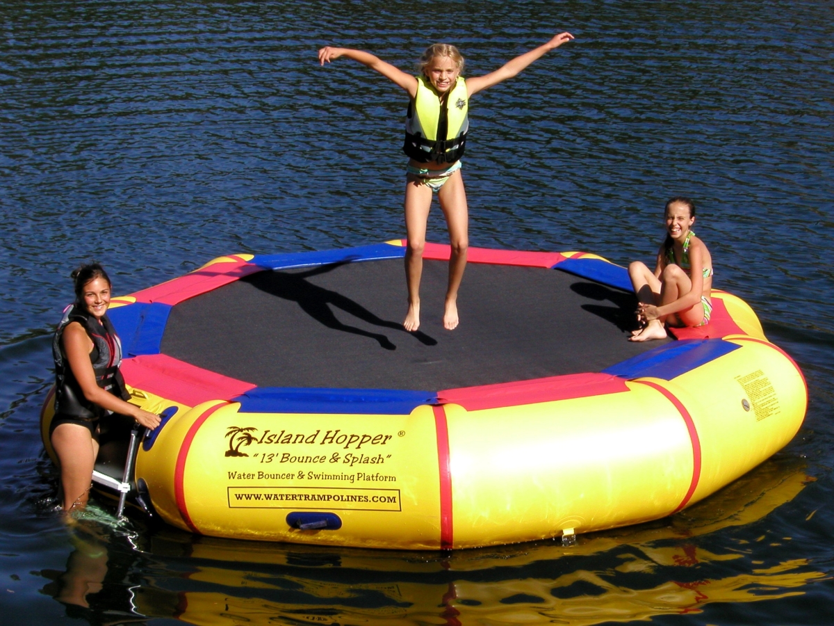 13 Foot Island Hopper Bounce N Splash Water Trampoline